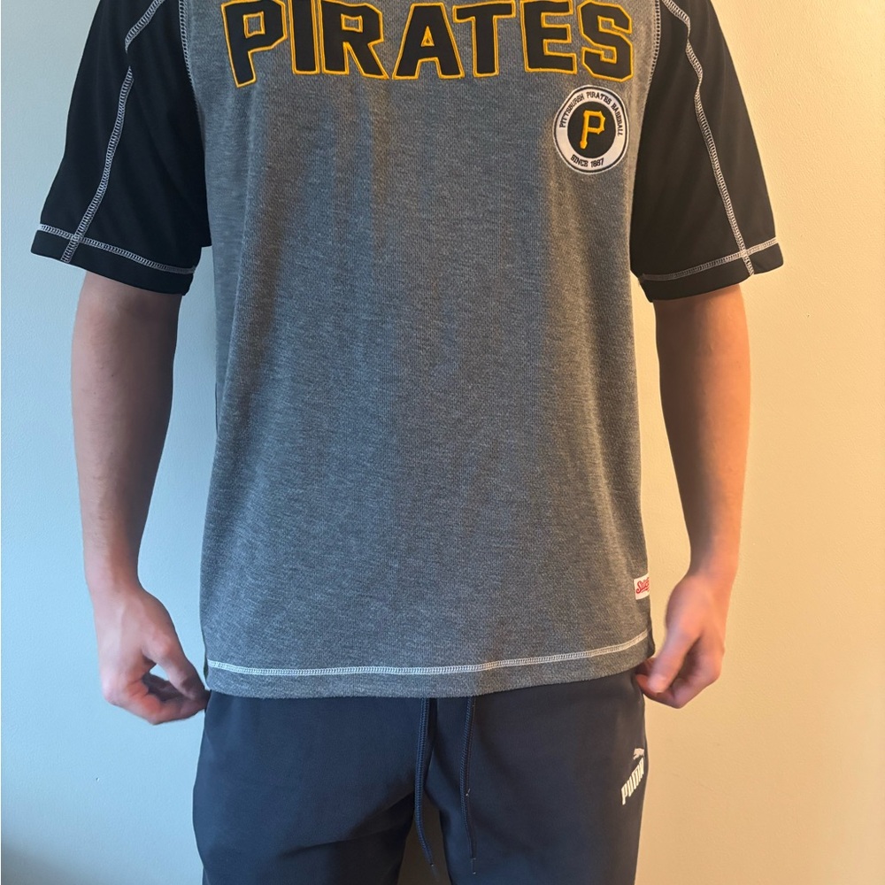 Mens Large Black and Gray Pittsburgh Pirates Dri-Fit T Shirt